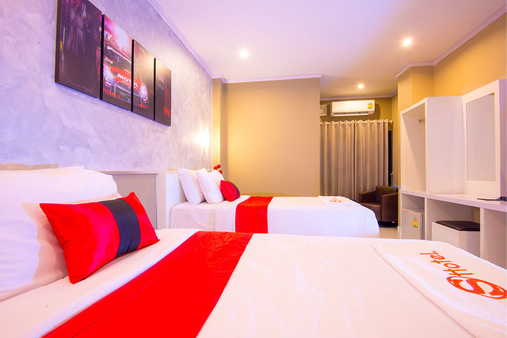 The S Design Hotel Buriram Bagian luar foto